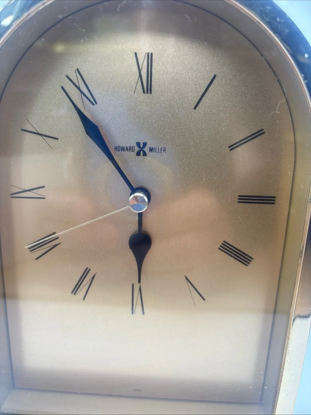Vintage Howard Miller Quartz Clock Brass Finish Mantle Table Desk - Tested